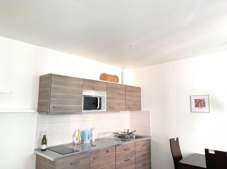 Pronájem bytu, 1+kk, 32 m²