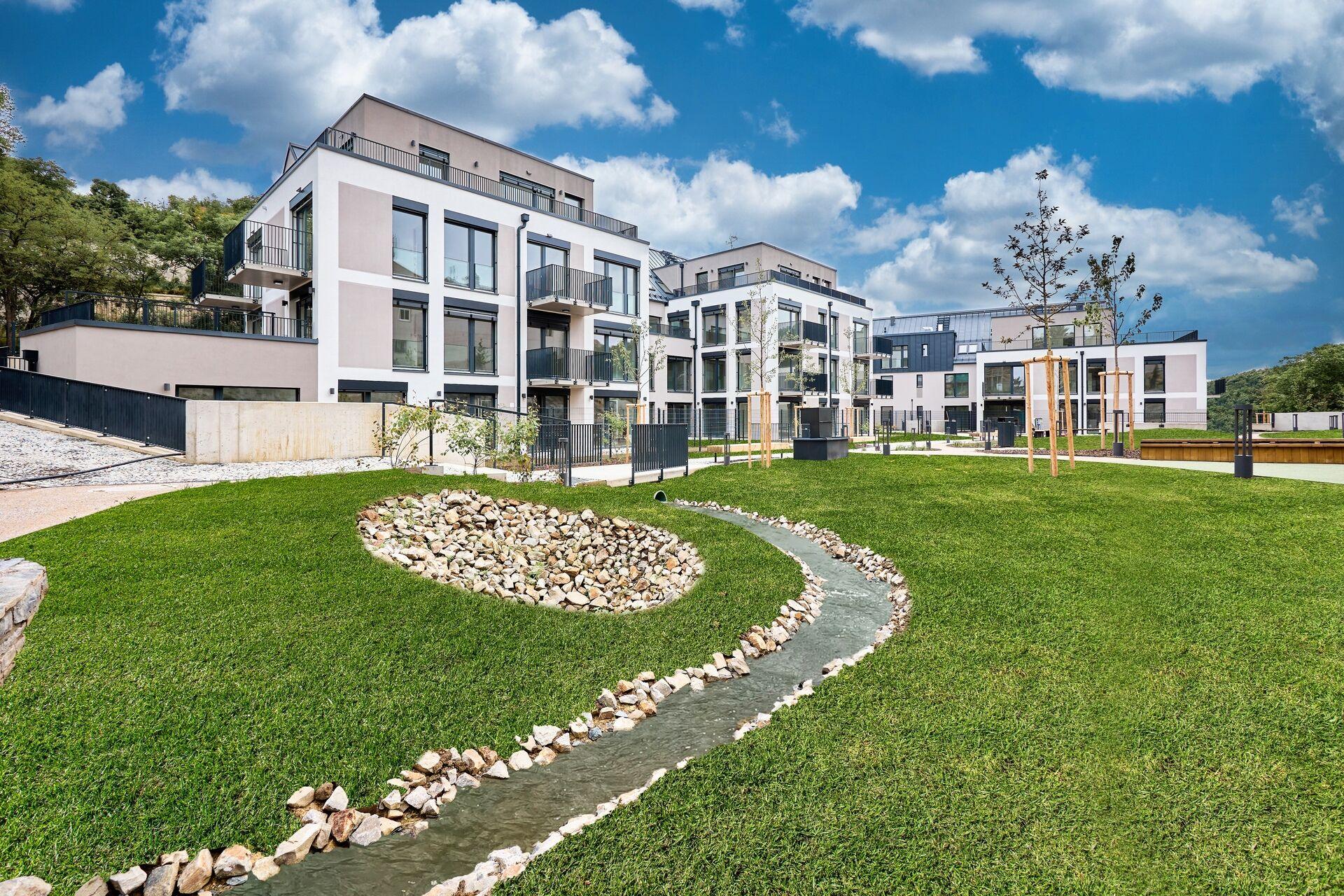 Byt 2+kk s lodžií l A.3.01 l Lysolajský dvůr (Praha 6 - Lysolaje)