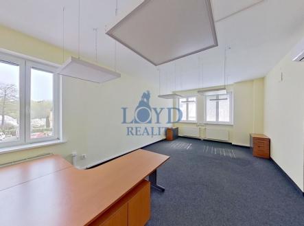 Pronájem kanceláře, 30 m²