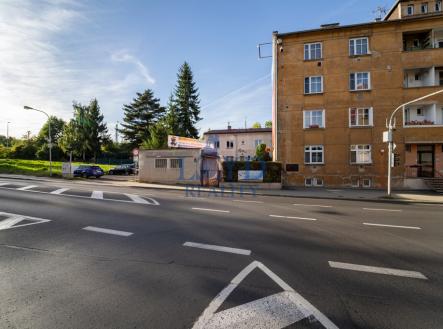 Prodej obchodní prostor, 142 m²