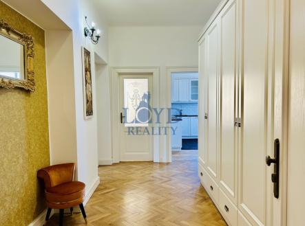 Prodej bytu, 2+1, 108 m²