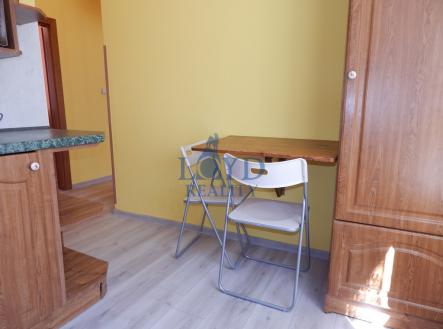 Pronájem bytu, 2+1, 50 m²