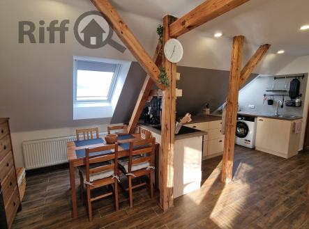 Pronájem bytu, 3+kk, 87 m²