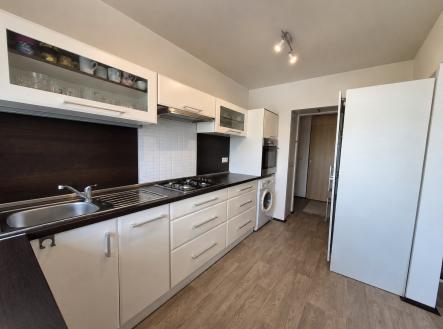 Pronájem bytu, 3+1, 77 m²