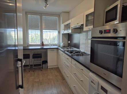 Pronájem bytu, 3+1, 77 m²