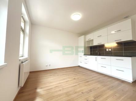 Pronájem bytu, 1+kk, 36 m²