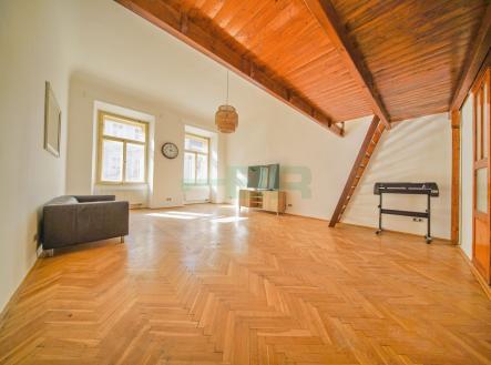 Pronájem bytu, 1+1, 70 m²