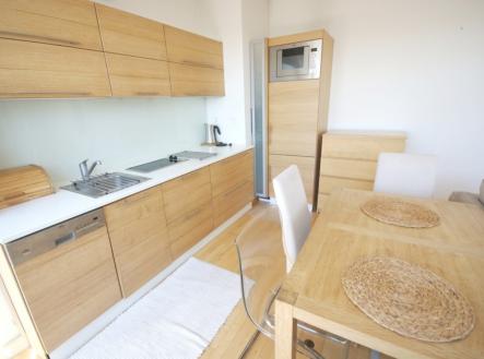 Pronájem bytu, 2+kk, 43 m²