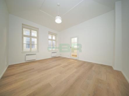 Pronájem bytu, 1+1, 32 m²