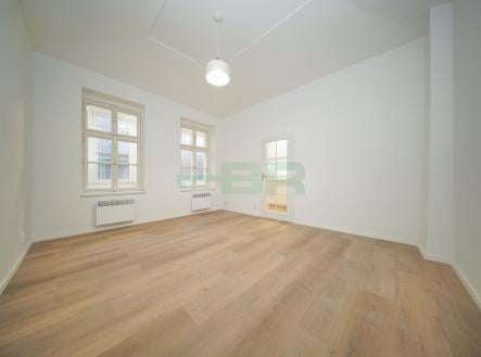 Pronájem bytu, 1+1, 32 m²