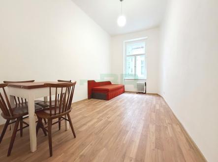 Pronájem bytu, 1+kk, 28 m² obrázek
