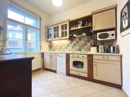 Pronájem bytu, 2+1, 80 m²