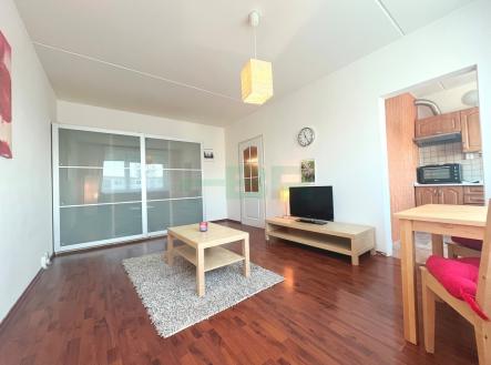 Pronájem bytu, 1+kk, 30 m²