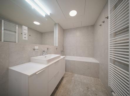 Pronájem bytu, 3+kk, 76 m²