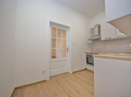 Pronájem bytu, 1+kk, 29 m²