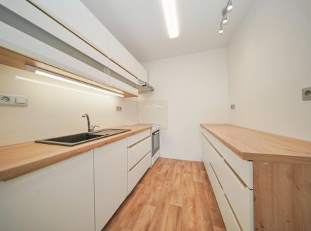 Pronájem bytu, 2+kk, 43 m²