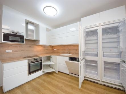 Prodej bytu, 4+kk, 94 m²