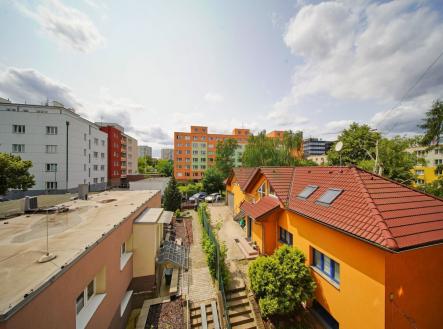 Pronájem bytu, 1+kk, 27 m²