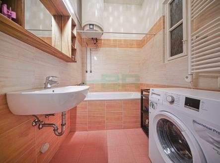 Pronájem bytu, 2+kk, 50 m²