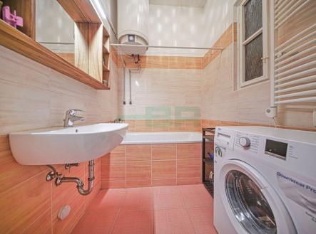 Pronájem bytu, 2+kk, 50 m²