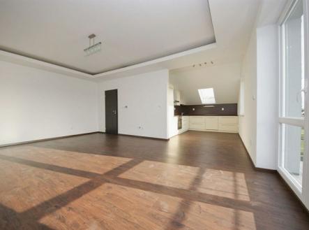 Pronájem bytu, 3+kk, 79 m²