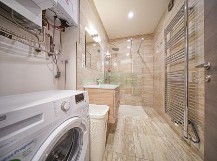 Pronájem bytu, 1+kk, 27 m²