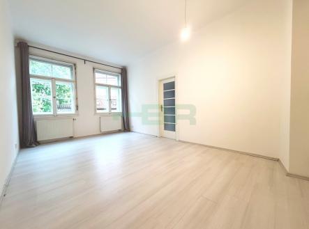 Pronájem bytu, 2+1, 80 m²