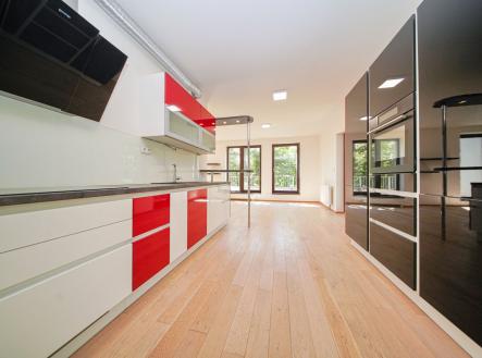 Pronájem bytu, 2+kk, 75 m²