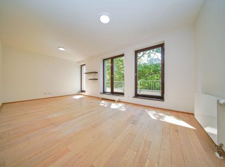 Pronájem bytu, 2+kk, 75 m²