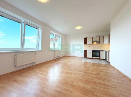Pronájem bytu, 2+kk, 65 m²