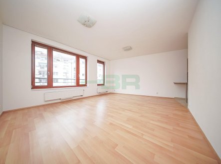 Pronájem bytu, 1+kk, 42 m²