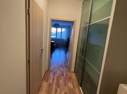 Pronájem bytu, 2+kk, 42 m²