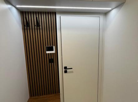 Pronájem bytu, 1+kk, 32 m²