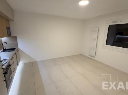 Pronájem bytu, 1+kk, 32 m²