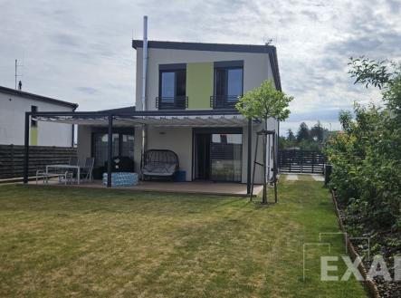 Pronájem domu/vily, 152 m²