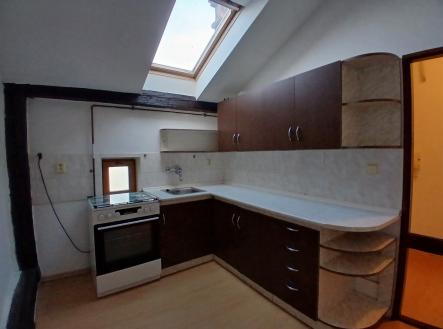 Pronájem bytu, atypický, 46 m²