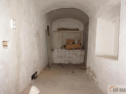 Pronájem - obchodní prostor, 56 m²