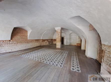 Pronájem - obchodní prostor, 70 m²