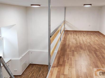 Pronájem bytu, 1+kk, 39 m²