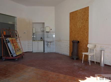 Pronájem obchodní prostor, 103 m²