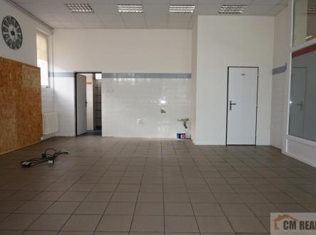 Pronájem obchodní prostor, 90 m²