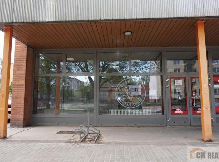 Pronájem obchodní prostor, 90 m²