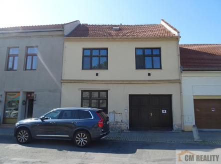 Prodej nájemního domu, 1 146 m²