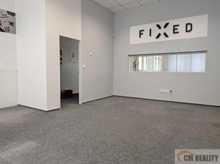 Pronájem výrobní prostory, 500 m²