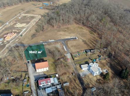 Prodej pozemku pro bydlení, 1 042 m²