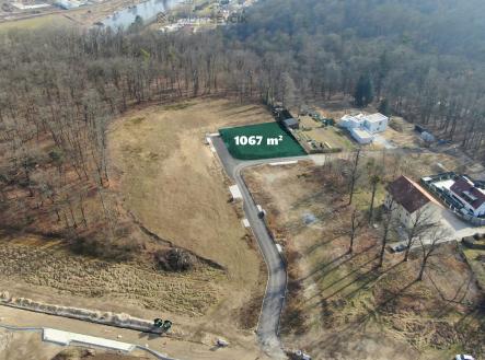 Prodej pozemku pro bydlení, 1 067 m²