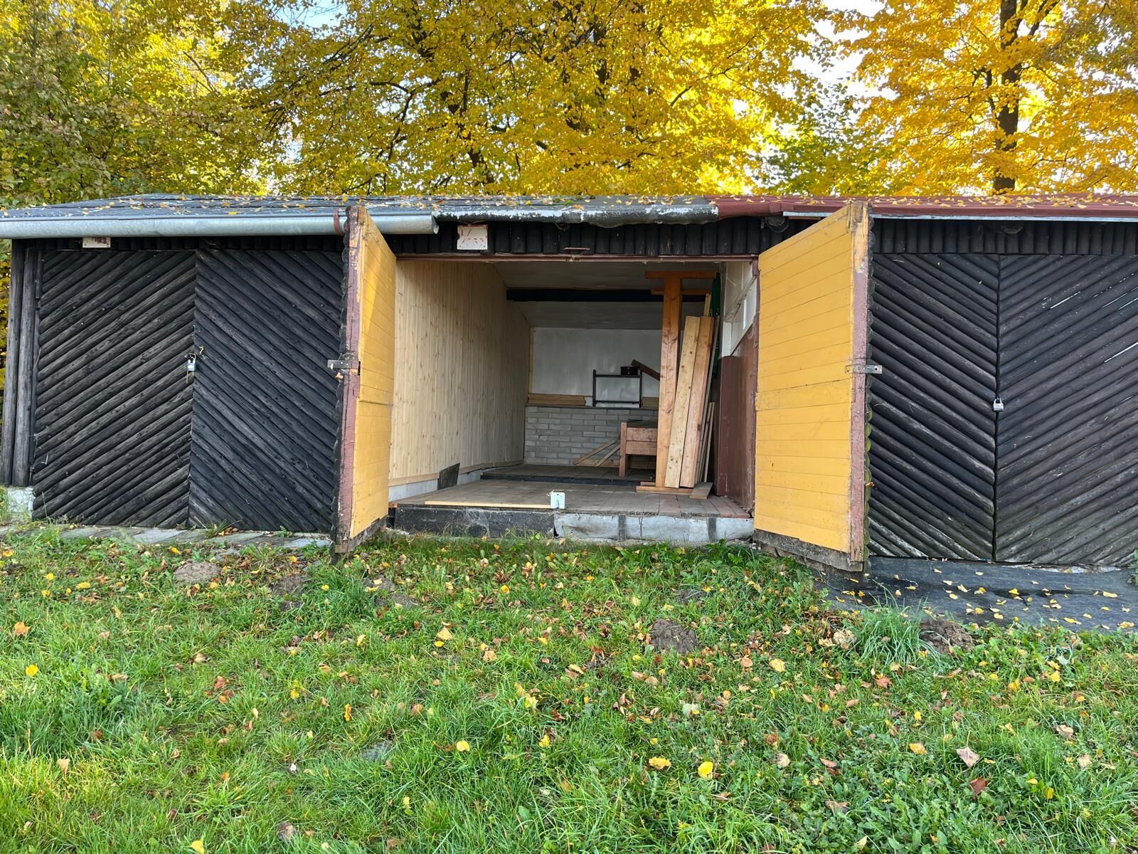 Prodej dřevěné loděnice na břehu Lipna – Radslav, Černá v Pošumaví