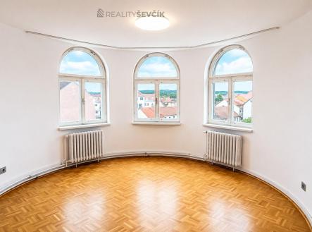 Pronájem bytu, 3+kk, 90 m²