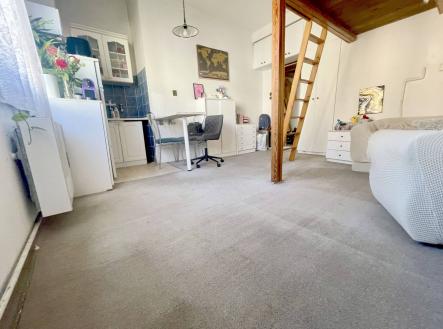 Pronájem bytu, 1+kk, 30 m²
