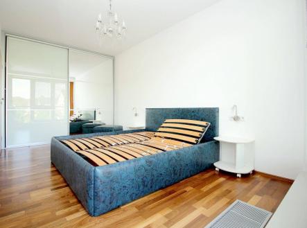 Pronájem bytu, 4+kk, 131 m²